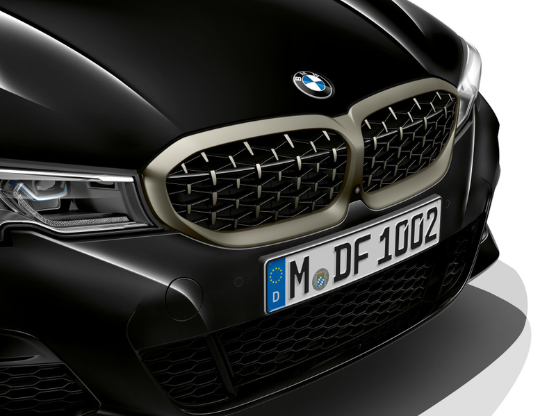 Illustration for article titled The BMW M340i Does 0-60 in 4.2 Seconds But Loses Its Manual